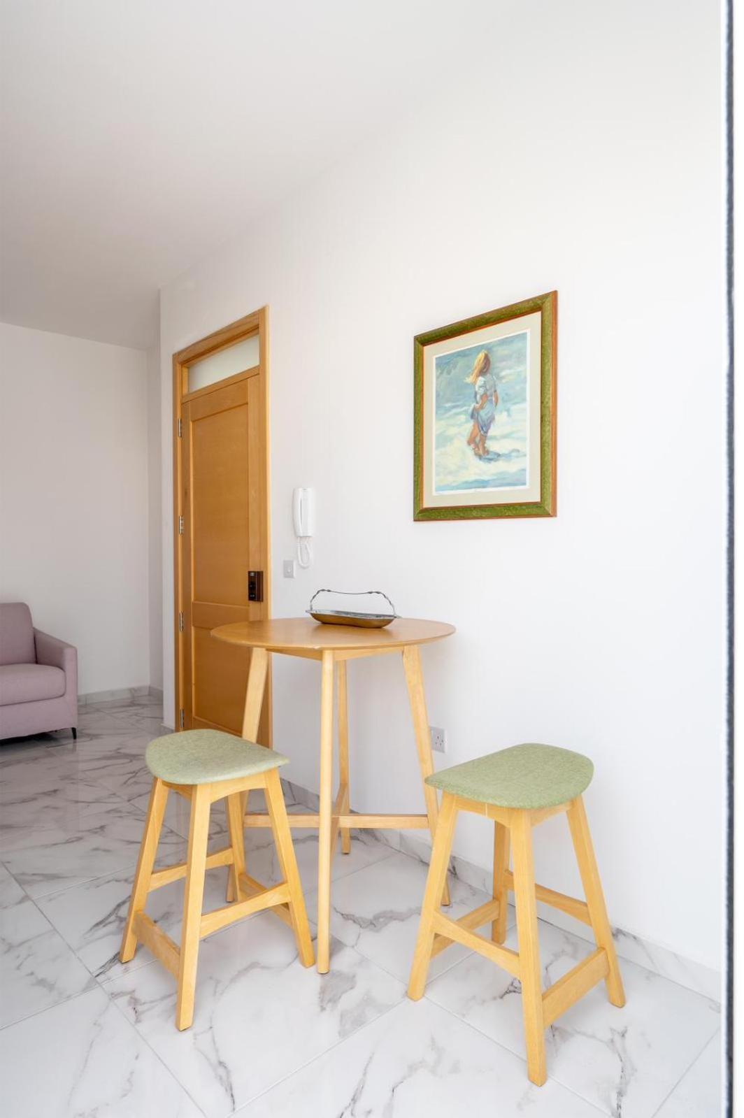 Msida Central Suites - Emmnic Court 외부 사진